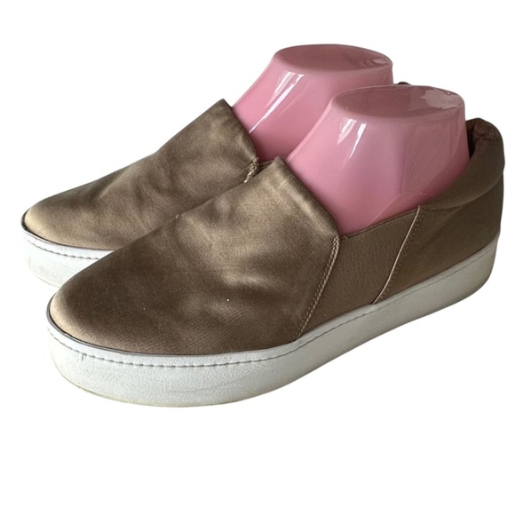 Vince Warren Platform Sneaker Shoes Loafers Sz 9 Tan Gold Satin Fawn Slip On - Picture 3 of 11